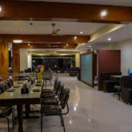 Hotel Vaibhav,Akola Luaran gambar
