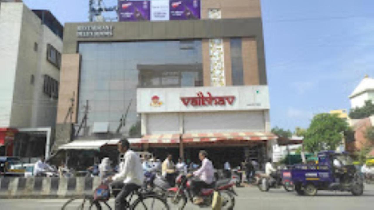 Hotel Vaibhav,Akola Luaran gambar