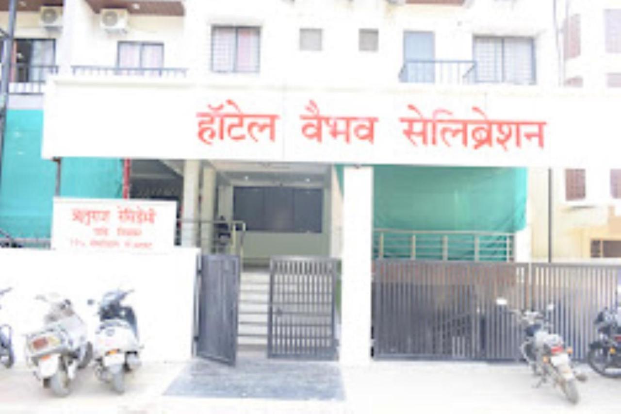 Hotel Vaibhav,Akola Luaran gambar