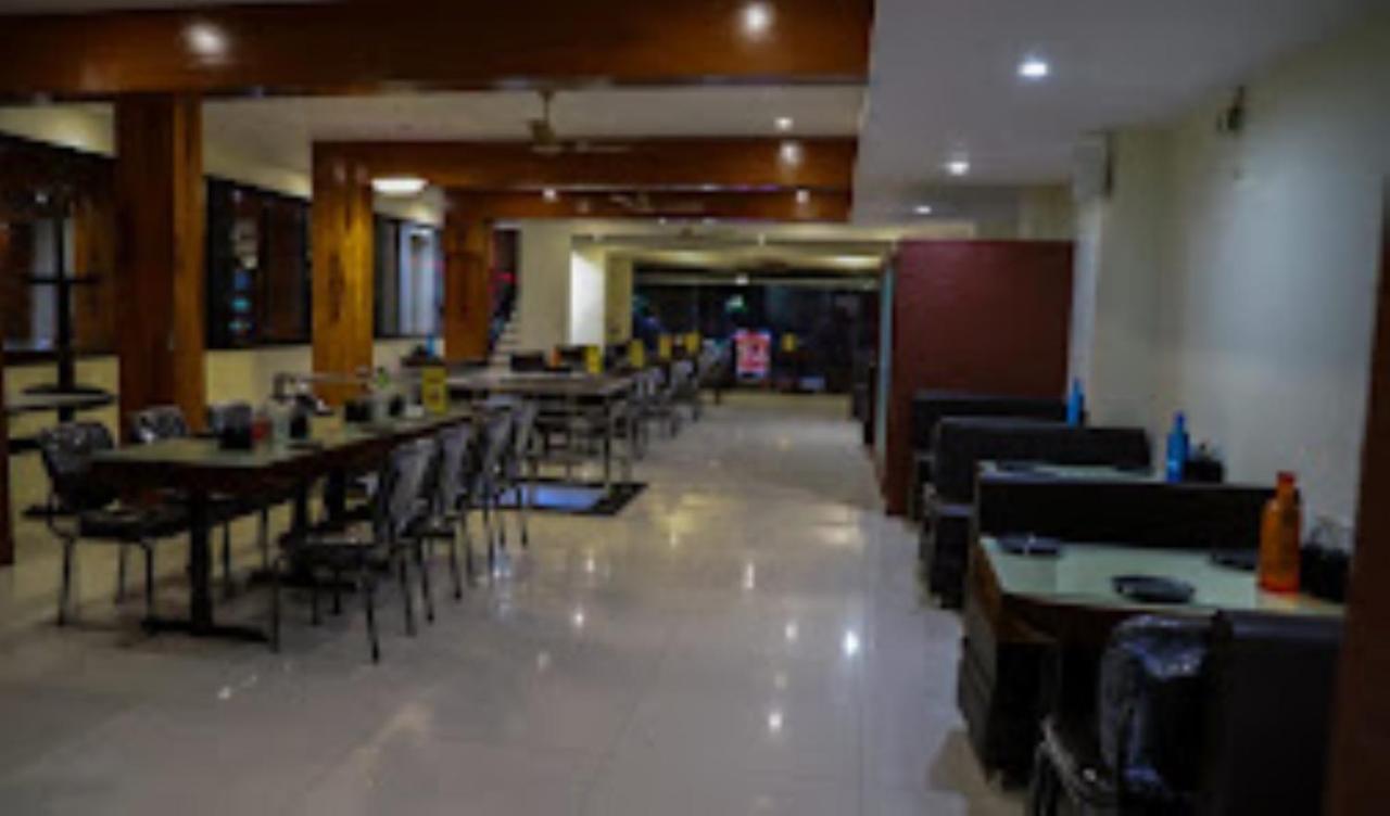 Hotel Vaibhav,Akola Luaran gambar